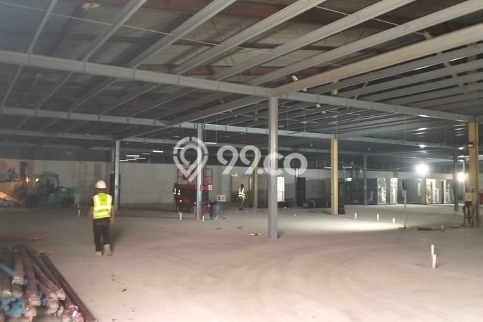 Disewakan Gudang di Kawasan Ramai Cikokol Luas 5000m2 Disewakan Gudang di Kawasan Ramai Cikokol Luas 5000m2