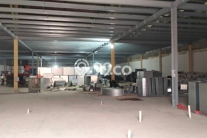 Disewakan Gudang di Kawasan Ramai Cikokol Luas 5000m2 Disewakan Gudang di Kawasan Ramai Cikokol Luas 5000m2