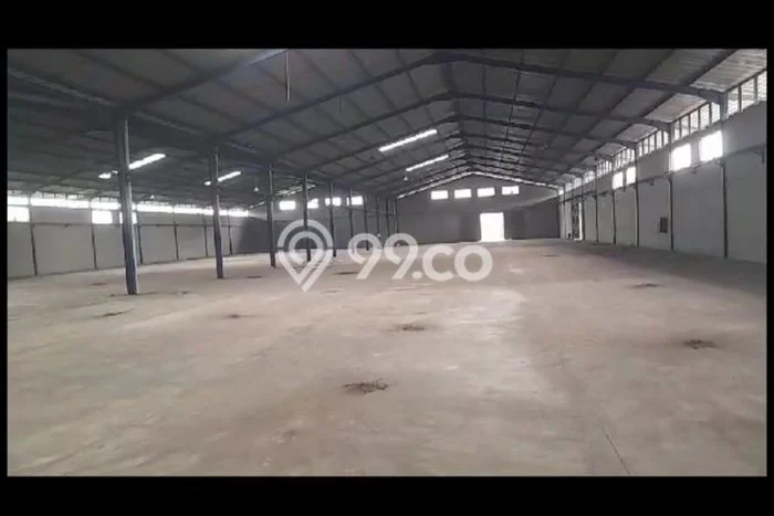 Disewakan Gudang komersial di Cikupa luas bangunan 5800m2 Disewakan Gudang komersial di Cikupa luas bangunan 5800m2
