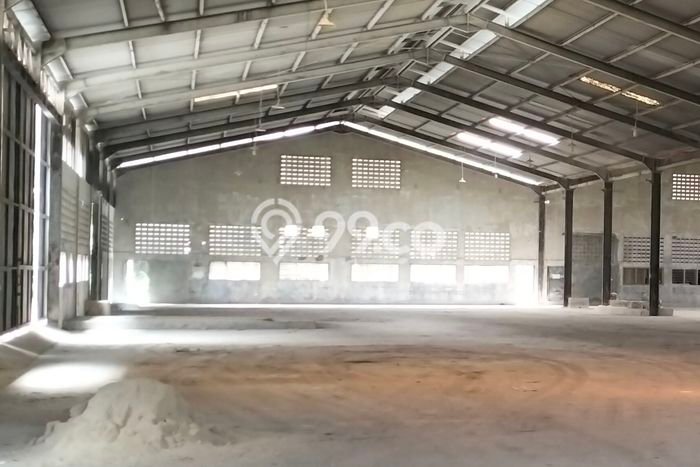 Disewakan Gudang di Kawasan Ramai Batu Ceper Luas 3100m2 Disewakan Gudang di Kawasan Ramai Batu Ceper Luas 3100m2