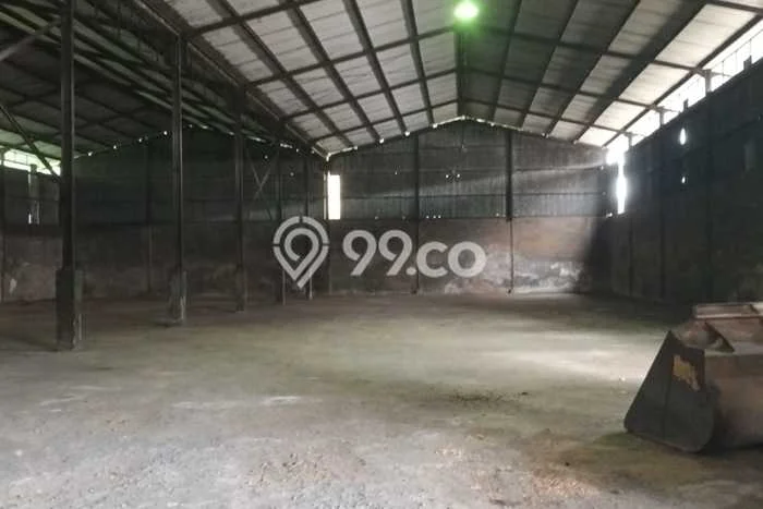 Gudang Disewakan di Kawasan Ramai Parung Panjang, Bogor Gudang Disewakan di Kawasan Ramai Parung Panjang, Bogor