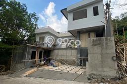 Rumah Luxury Modern Tanpa Renovasi di Setiabudi Bandung Rumah Luxury Modern Tanpa Renovasi di Setiabudi Bandung