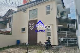 Rumah di Dago, 2 KM, Akses Rumah Sakit, LT 90m2m² Bangunan 110m2m² Rumah di Dago, 2 KM, Akses Rumah Sakit, LT 90m2m² Bangunan 110m2m²