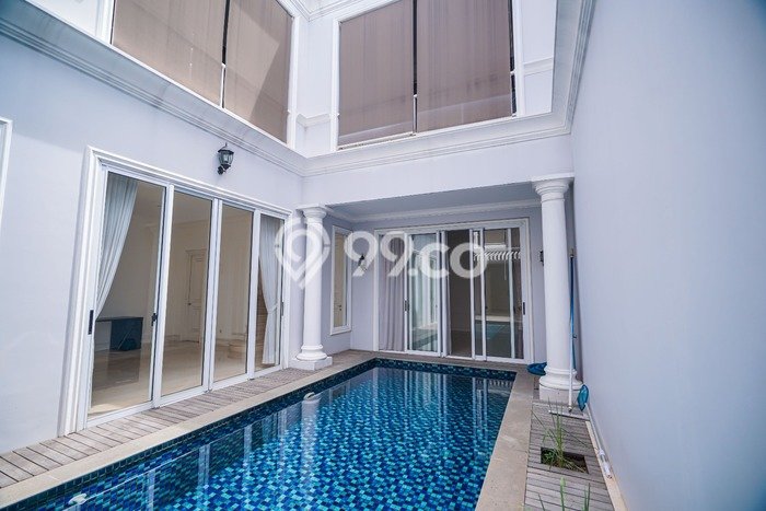 Ready to Use! Luxury House LT 342m2 Desain Elegan di Kayu Putih Ready to Use! Luxury House LT 342m2 Desain Elegan di Kayu Putih