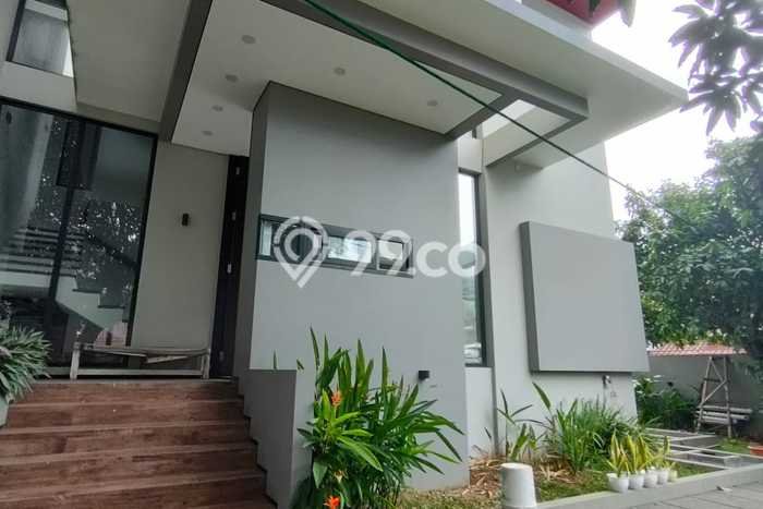Dijual Rumah Premium dengan Fasilitas Sekitar Lengkap di Pulo Gadung, Jakarta Timur Dijual Rumah Premium dengan Fasilitas Sekitar Lengkap di Pulo Gadung, Jakarta Timur