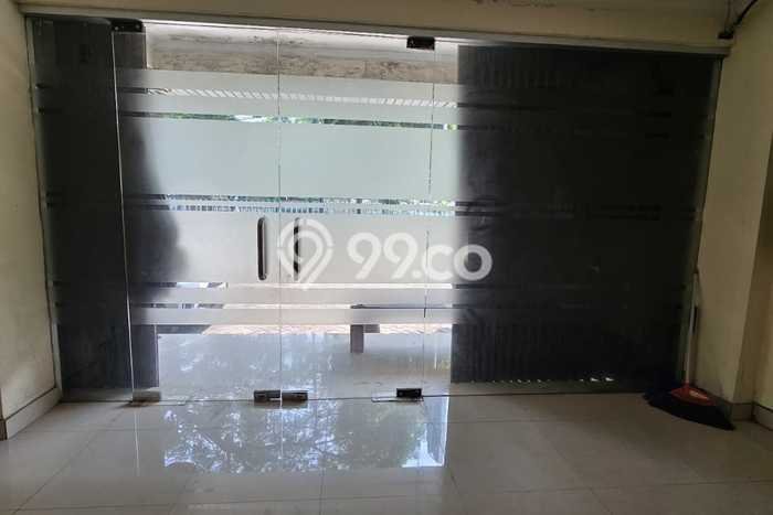 Ruko Dijual di Jakarta Pusat LT 74m2 & LB 324m2 Lokasi Terbaik! Ruko Dijual di Jakarta Pusat LT 74m2 & LB 324m2 Lokasi Terbaik!