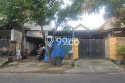 DIJUAL CEPAT! Rumah Premium di Gayungan, Surabaya, Luas 275m2m² LB 275m2m² Bisa Nego! DIJUAL CEPAT! Rumah Premium di Gayungan, Surabaya, Luas 275m2m² LB 275m2m² Bisa Nego!