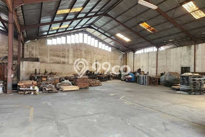 Lokasi Strategis! Dijual Gudang Bisnis di Gedangan, Sidoarjo Kondisi Baik Lokasi Strategis! Dijual Gudang Bisnis di Gedangan, Sidoarjo Kondisi Baik