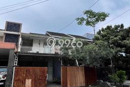Jual Rumah Strategis Bagus Punya 3 KT di Gresik Gresik - Jual Rumah Strategis Bagus Punya 3 KT di Gresik Gresik -