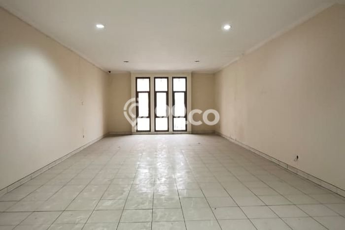 Ruko Disewakan Cepat di Andir Bandung LB 300m2 Ruko Disewakan Cepat di Andir Bandung LB 300m2