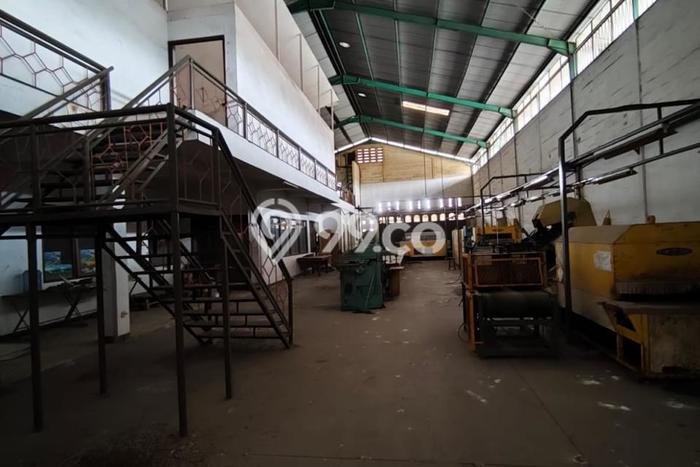 Gudang Bagus Dijual LB 1500m2 Lokasi Strategis Bandung Area Cocok untuk Berbisnis Gudang Bagus Dijual LB 1500m2 Lokasi Strategis Bandung Area Cocok untuk Berbisnis