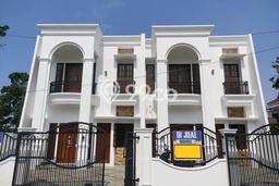 Siap Huni Rumah Mewah 4 Kamar di Duren Sawit Dekat ke Mana Saja Siap Huni Rumah Mewah 4 Kamar di Duren Sawit Dekat ke Mana Saja