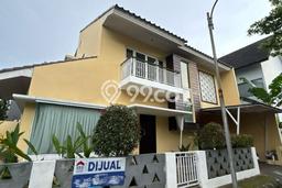Rumah Modern 3 KT di Cirendeu Jakarta Selatan Unfurnished Rumah Modern 3 KT di Cirendeu Jakarta Selatan Unfurnished