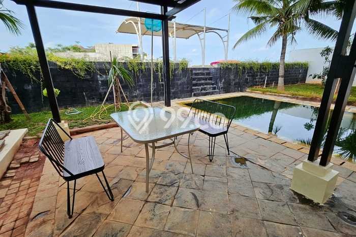 Hunian Minimalis dengan LT 650m2 & LB 800m2 Dikontrakkan di Pantai Mutiara Hunian Minimalis dengan LT 650m2 & LB 800m2 Dikontrakkan di Pantai Mutiara