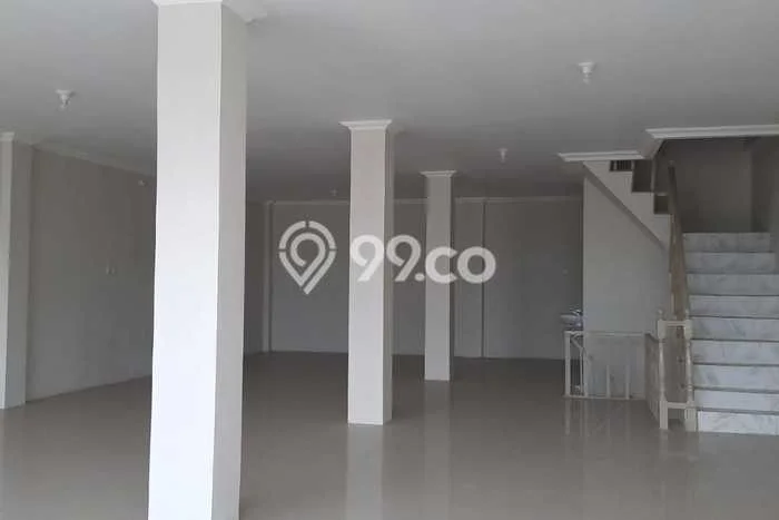 Ruko untuk disewa di Rawalumbu punya LT 200m2 & LB 360m2 harga sewa kompetitif Ruko untuk disewa di Rawalumbu punya LT 200m2 & LB 360m2 harga sewa kompetitif