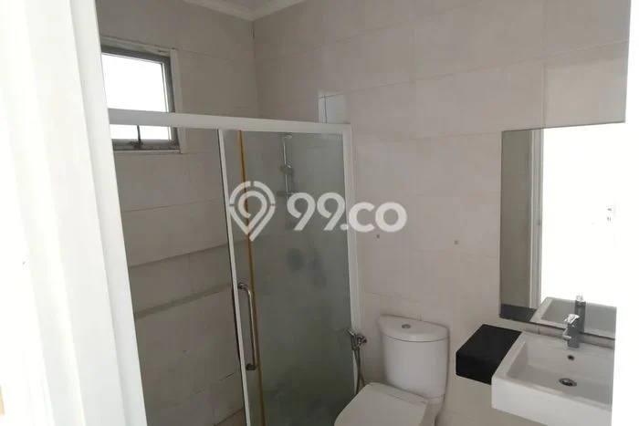 Jarang Ada! Rumah Sewa 3 Kamar Bagus Siap Huni Green Lake City Jarang Ada! Rumah Sewa 3 Kamar Bagus Siap Huni Green Lake City