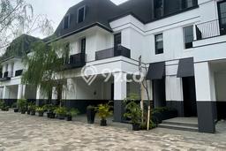 Hunian Mewah LB 302m2 Siap Huni Desain Elegan di Pondok Pinang, Jakarta Selatan Hunian Mewah LB 302m2 Siap Huni Desain Elegan di Pondok Pinang, Jakarta Selatan