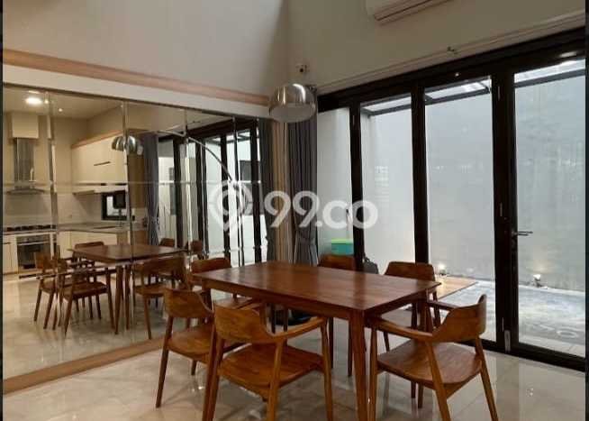 Rumah sewa siap pakai 4 KT di Cipete, Jakarta Selatan Rumah sewa siap pakai 4 KT di Cipete, Jakarta Selatan