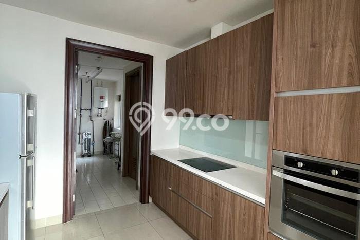 Apartemen Sewa 4 Kamar Hemat Siap Huni di Jakarta Selatan, Luas 306m2 Apartemen Sewa 4 Kamar Hemat Siap Huni di Jakarta Selatan, Luas 306m2