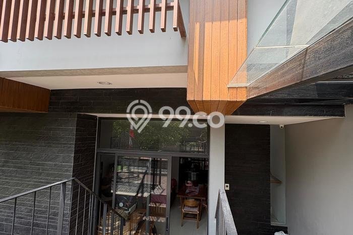 For Sale! Luxury House LT 112m2 Desain Elegan di BSD Green Wich For Sale! Luxury House LT 112m2 Desain Elegan di BSD Green Wich