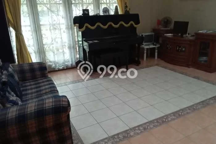 Rumah Mewah LB 283m2 Siap Huni Desain Elegan di Citra Garden, Jakarta Barat Rumah Mewah LB 283m2 Siap Huni Desain Elegan di Citra Garden, Jakarta Barat