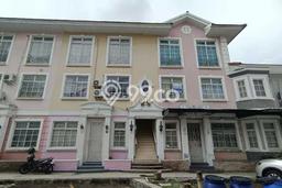 Disewakan! Rumah 2 Kamar Tidur &
2 Kamar Mandi di Lippo Karawaci, Tangerang Disewakan! Rumah 2 Kamar Tidur &
2 Kamar Mandi di Lippo Karawaci, Tangerang