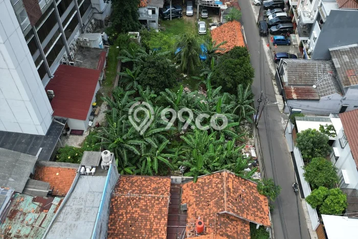 Jarang Ada! Tanah di Kebayoran Baru Punya Luas 1764m2 SHM Jarang Ada! Tanah di Kebayoran Baru Punya Luas 1764m2 SHM