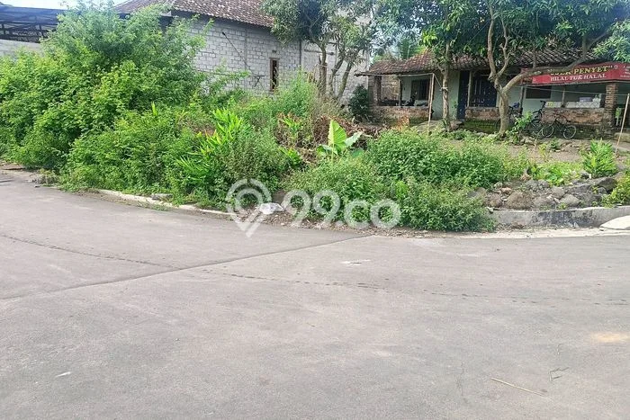 Kavling Tanah di Jatinom Dijual Luas 192m2 Legalitas SHM Kavling Tanah di Jatinom Dijual Luas 192m2 Legalitas SHM
