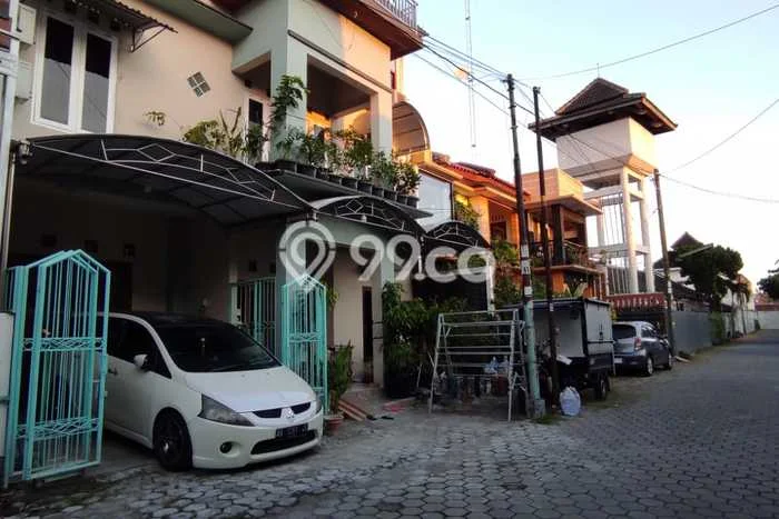For Sale Rumah 6 Kamar Lokasi Strategis Nyaman dan Strategis di Kotagede For Sale Rumah 6 Kamar Lokasi Strategis Nyaman dan Strategis di Kotagede