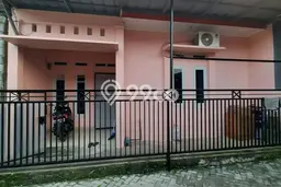 HOT LISTING! Rumah Ready Stock lokasi Cipondoh, Tangerang, Luas 65m² Bangunan 65m² HOT LISTING! Rumah Ready Stock lokasi Cipondoh, Tangerang, Luas 65m² Bangunan 65m²