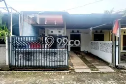 Rumah dengan Lokasi Strategis 2 KT di Cipondoh, Tangerang Rumah dengan Lokasi Strategis 2 KT di Cipondoh, Tangerang
