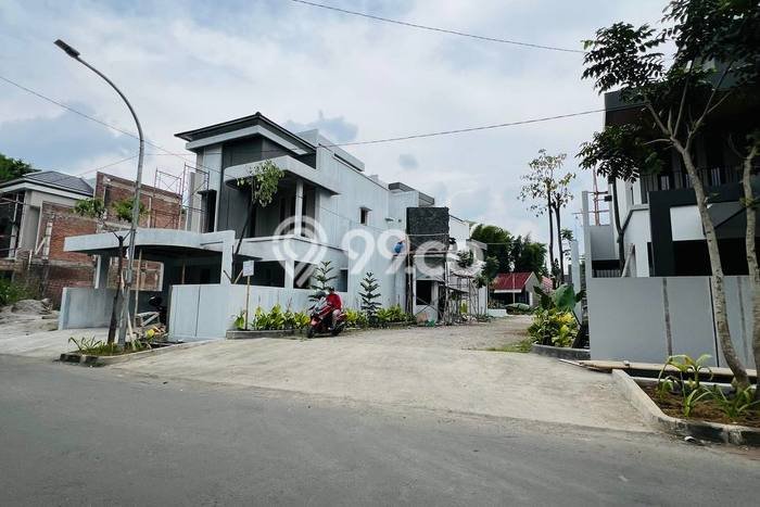 Dijual Rumah Mewah Exclusive di Antapani, Bandung Dijual Rumah Mewah Exclusive di Antapani, Bandung