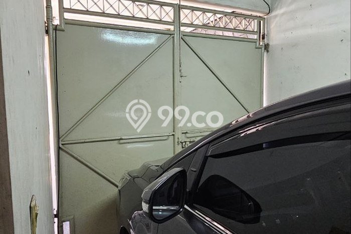Rumah Luas Asri 4 KT Siap Pakai di Taman Holis Indah Bandung Rumah Luas Asri 4 KT Siap Pakai di Taman Holis Indah Bandung