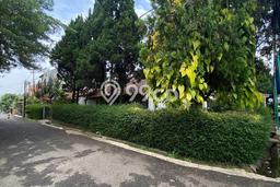 PROMO SPESIAL! Dijual Rumah Berkualitas di Cigadung, Bandung, Luas Tanah 437m² Luas Bangunan 200m² PROMO SPESIAL! Dijual Rumah Berkualitas di Cigadung, Bandung, Luas Tanah 437m² Luas Bangunan 200m²
