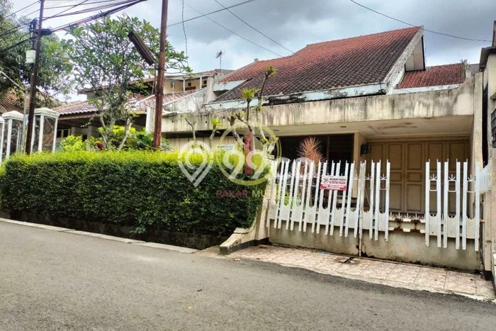 Rumah Nyaman 5 Kamar Lokasi Sejuk di Bandung Wetan, Bandung Rumah Nyaman 5 Kamar Lokasi Sejuk di Bandung Wetan, Bandung