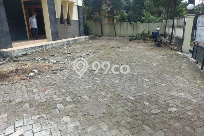 Rumah Bagus di Cipaganti, Bandung, Luas Tanah 473m², LB 376m² Rumah Bagus di Cipaganti, Bandung, Luas Tanah 473m², LB 376m²