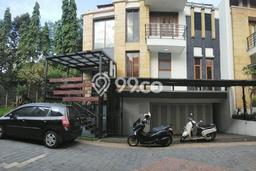 Rumah Elit LB 275m2 Siap Pakai Desain Elegan di Ciumbuleuit, Bandung Rumah Elit LB 275m2 Siap Pakai Desain Elegan di Ciumbuleuit, Bandung