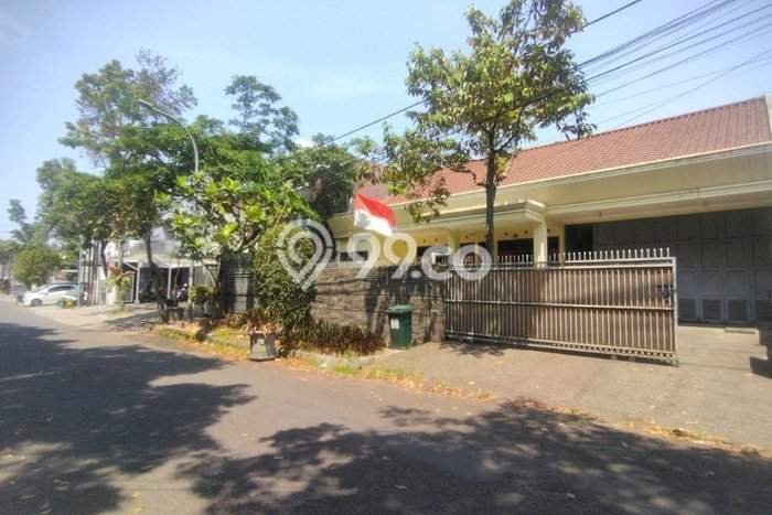 For Sale! Premium House LT 495m2 Desain Modern di Burangrang For Sale! Premium House LT 495m2 Desain Modern di Burangrang
