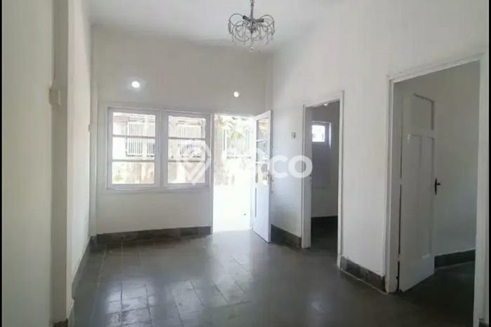 Rumah Minimalis 3 KT di Ciateul Bandung Semi Furnished Rumah Minimalis 3 KT di Ciateul Bandung Semi Furnished