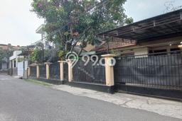 Rumah Mewah LB 219m2 Siap Pakai Desain Elegan di Turangga, Bandung Rumah Mewah LB 219m2 Siap Pakai Desain Elegan di Turangga, Bandung