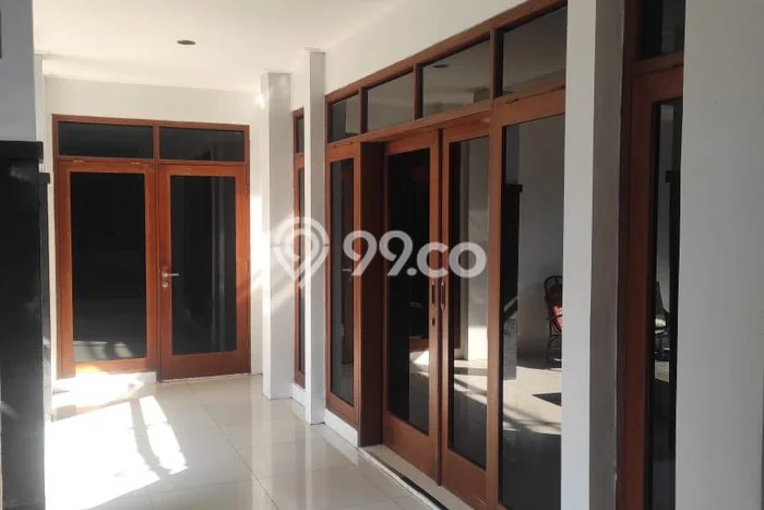 Rumah Elit Modern Tanpa Renovasi di Geger Kalong Bandung Rumah Elit Modern Tanpa Renovasi di Geger Kalong Bandung