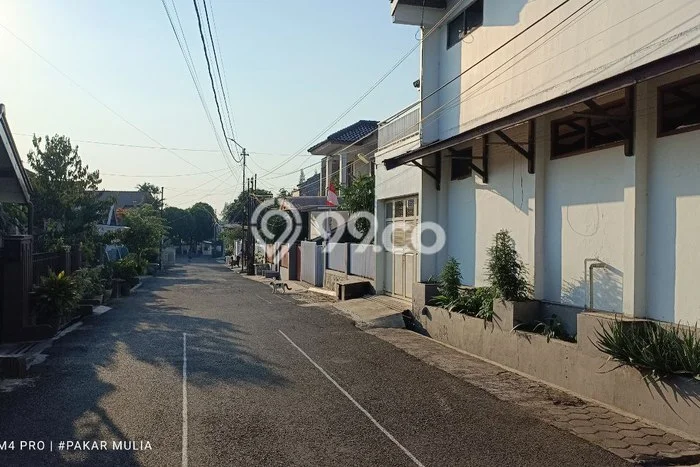 Rumah Elit Modern Tanpa Renovasi di Geger Kalong Bandung Rumah Elit Modern Tanpa Renovasi di Geger Kalong Bandung