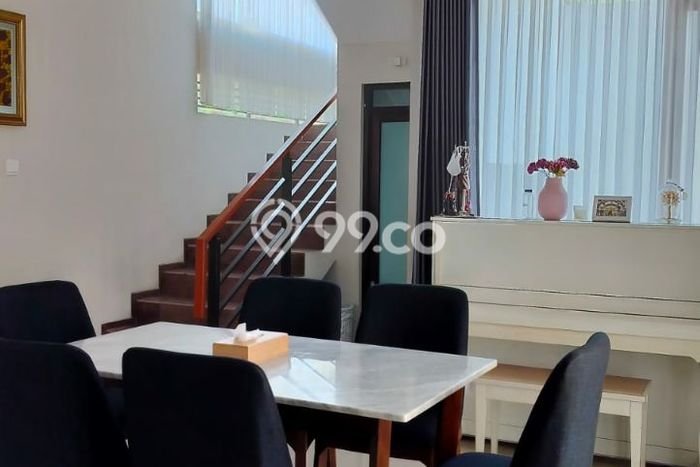 Rumah 5 KT 4 KM Pemandangan Kota di Dago Pakar, Bandung Rumah 5 KT 4 KM Pemandangan Kota di Dago Pakar, Bandung