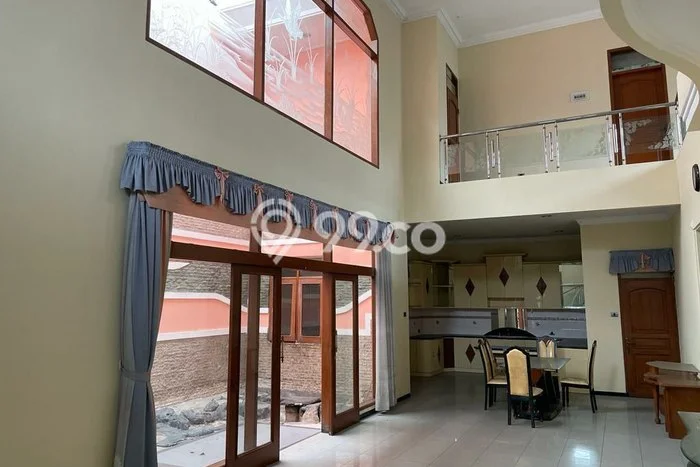 DIJUAL CEPAT! Rumah Ready Stock Lokasi Premium , Luas 432m2m² LB 450m2m² DIJUAL CEPAT! Rumah Ready Stock Lokasi Premium , Luas 432m2m² LB 450m2m²