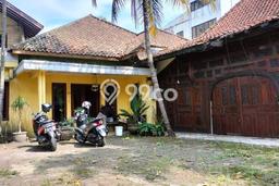 For Sale! Luxury House LT 774m2 Desain Modern di Cikutra For Sale! Luxury House LT 774m2 Desain Modern di Cikutra