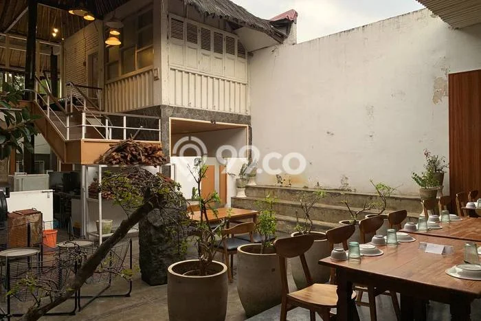 Komersial Area Komersial Kawasan Riau, Luas 400m2m², Jalan Raya Komersial Area Komersial Kawasan Riau, Luas 400m2m², Jalan Raya