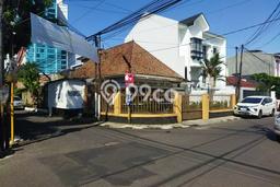 Rumah Elit LB 175m2 Siap Pakai Desain Elegan di Braga, Bandung Rumah Elit LB 175m2 Siap Pakai Desain Elegan di Braga, Bandung