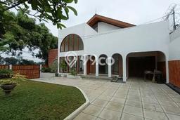 Hunian Mewah LB 600m2 Siap Huni Desain Elegan di Geger Kalong, Bandung Hunian Mewah LB 600m2 Siap Huni Desain Elegan di Geger Kalong, Bandung