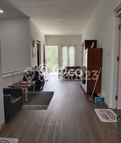 Siap Huni Hunian Elit 6 Kamar di Batununggal Dekat ke Mana Pun Siap Huni Hunian Elit 6 Kamar di Batununggal Dekat ke Mana Pun