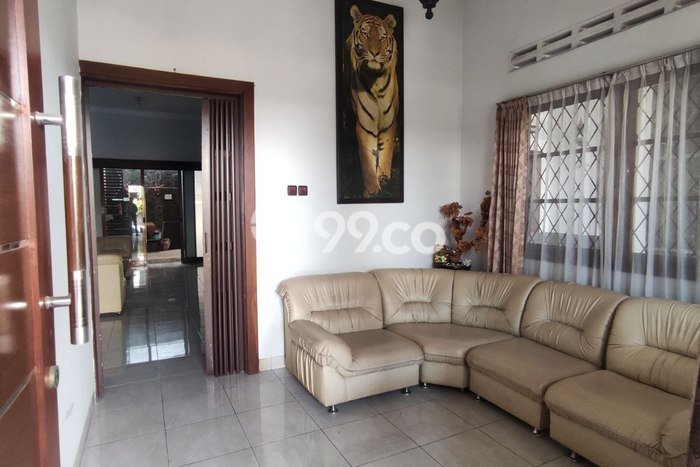 Rumah Luxury Modern Siap Huni di Burangrang Bandung Rumah Luxury Modern Siap Huni di Burangrang Bandung